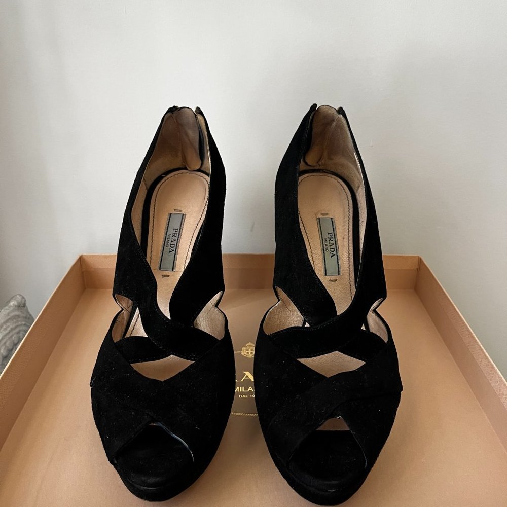 Prada Black Suede Iris Crisscross Peep Toe Pump WITH BOX and dust bag 7.5 - Picture 3 of 10